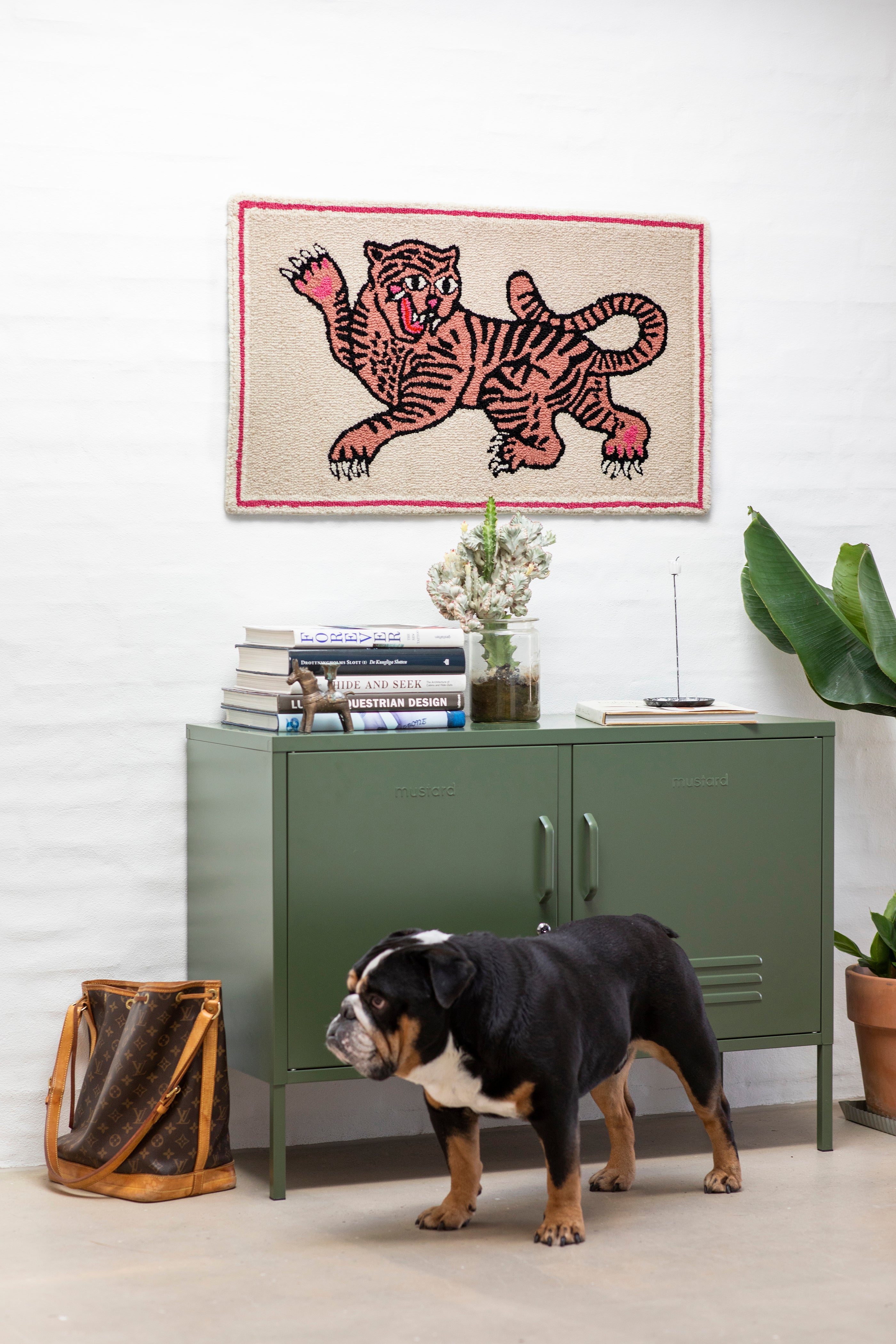 Bongusta, Product image, Frame Rug - Pink Tiger, 1 of 4}