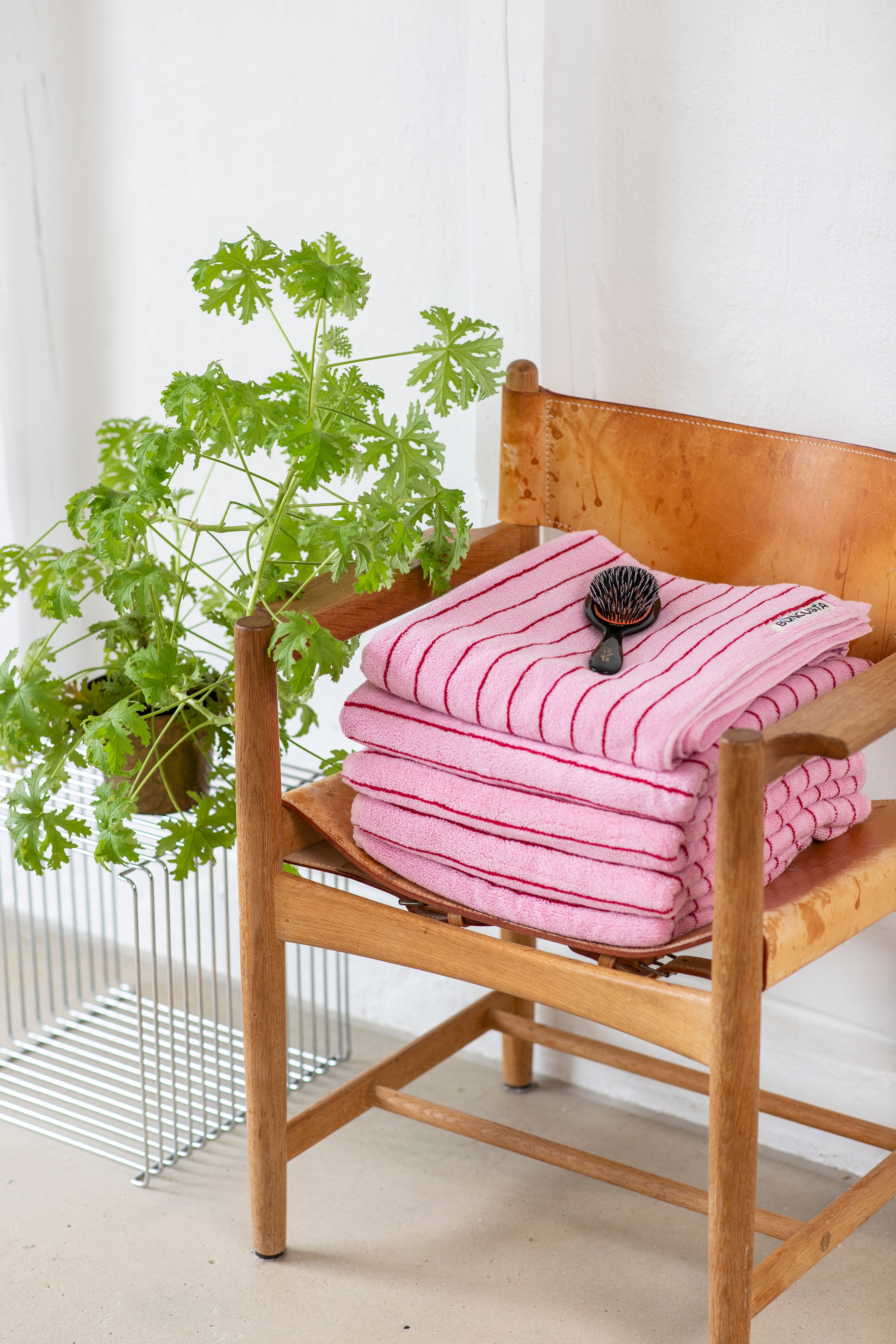 Bongusta, Product image, Naram Towels, baby pink & ski patrol red, 6 of 6}
