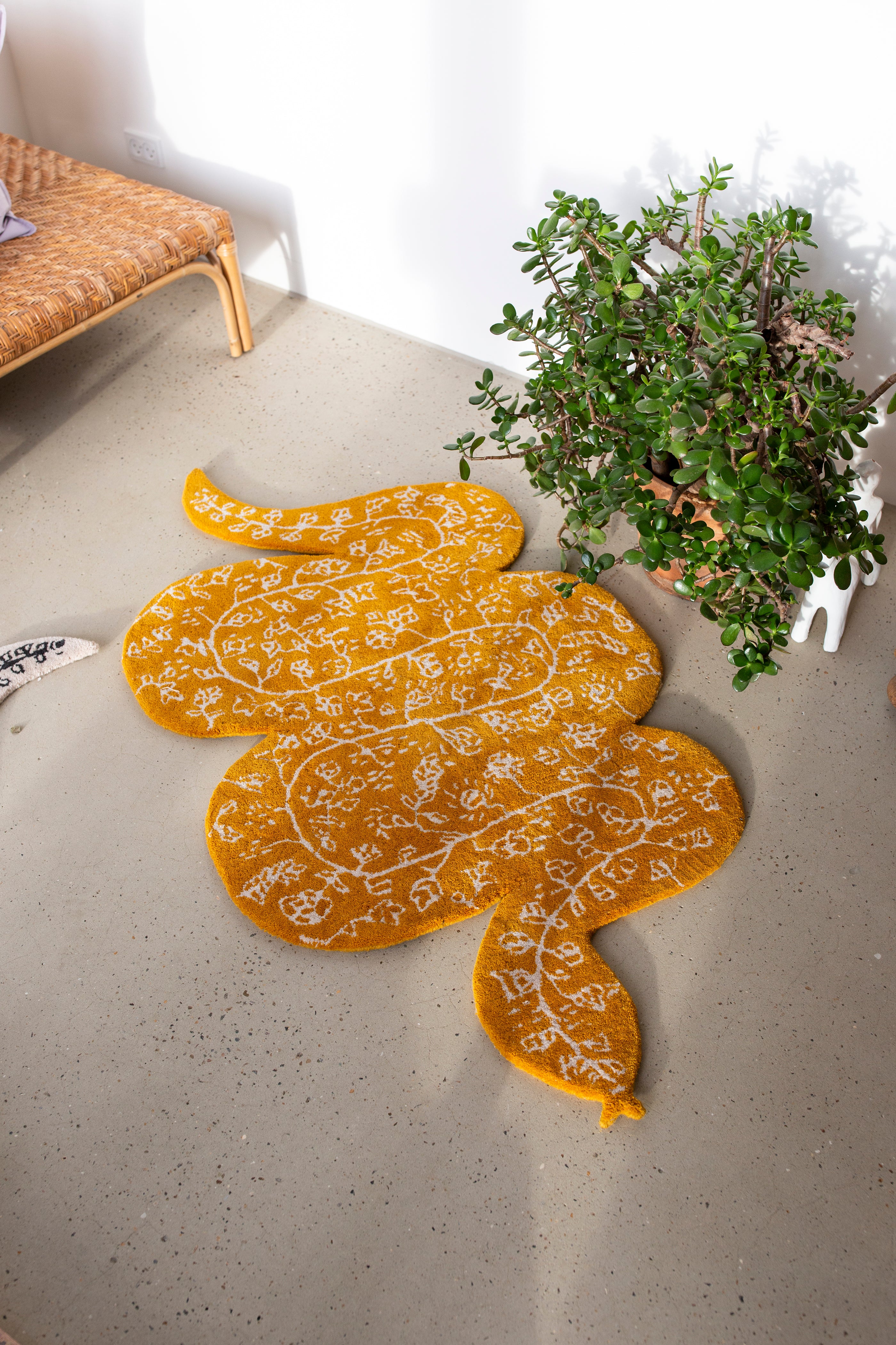 Snake Rug, mustard & creme product image