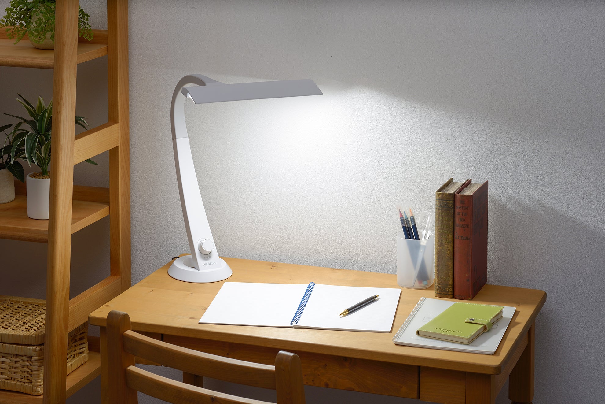 LEDデスクライト – ツインバード公式ストア