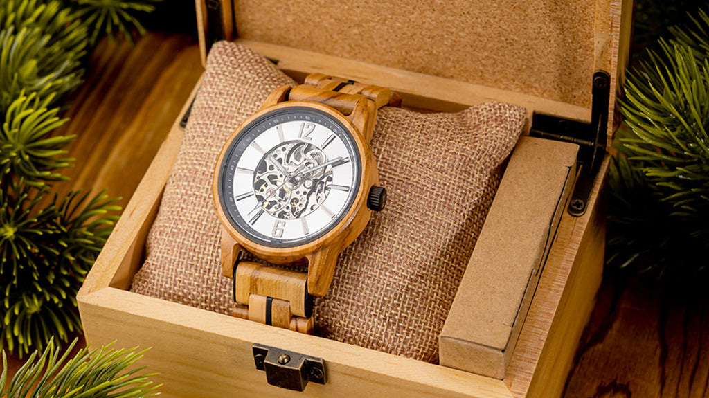 Comment stocker une montre en bois lorsqu'on ne la porte pas ? 2
