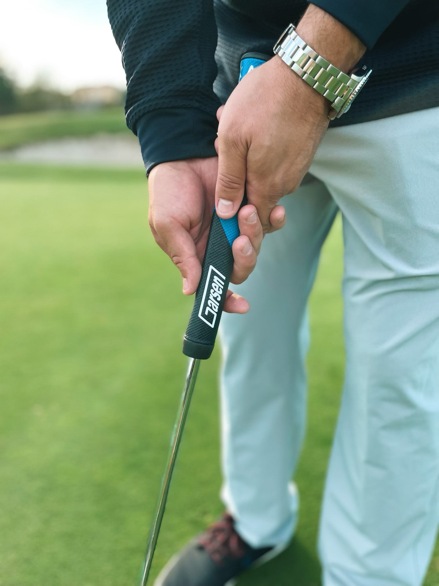 How To Grip the Golf Club Perfectly