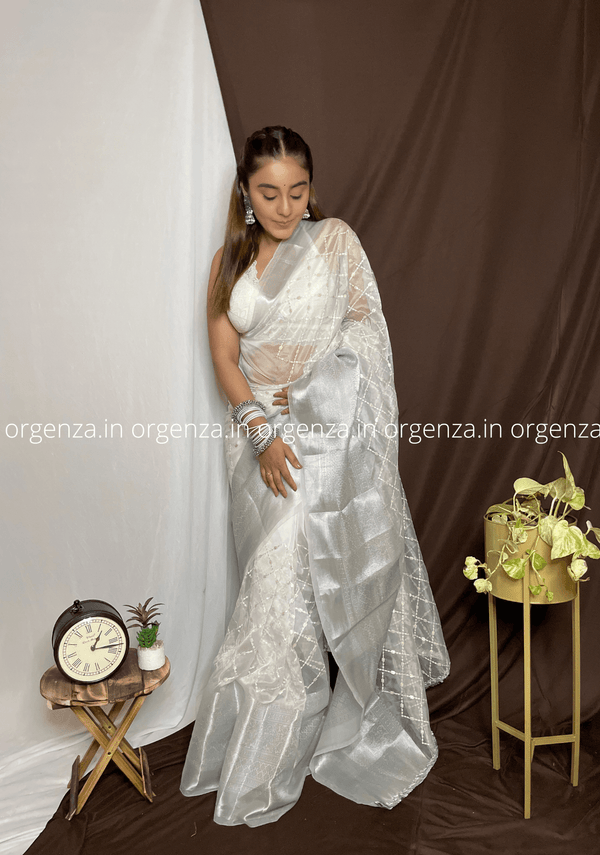 Buy Ivory White Dola Silk Saree WIth Silver And Gold Jaal Embroidery In  Floral Pattern