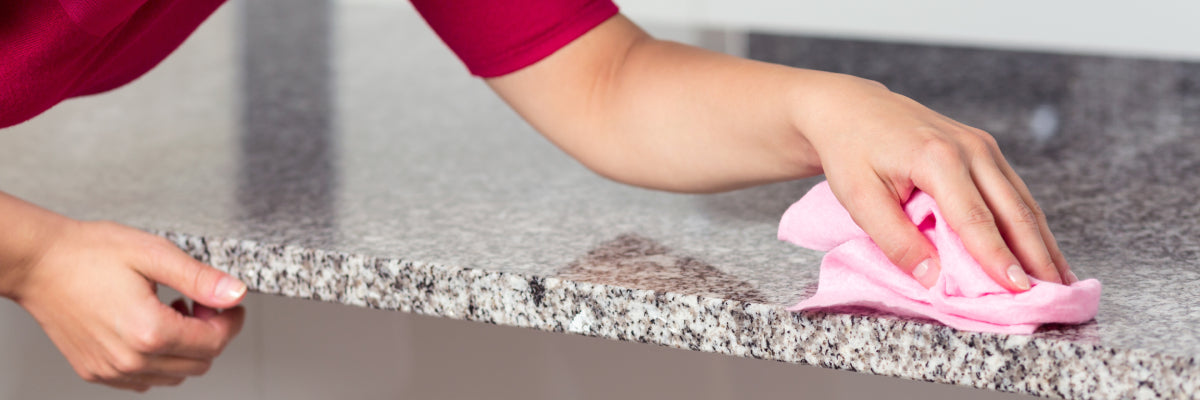 cleaning granite countertop