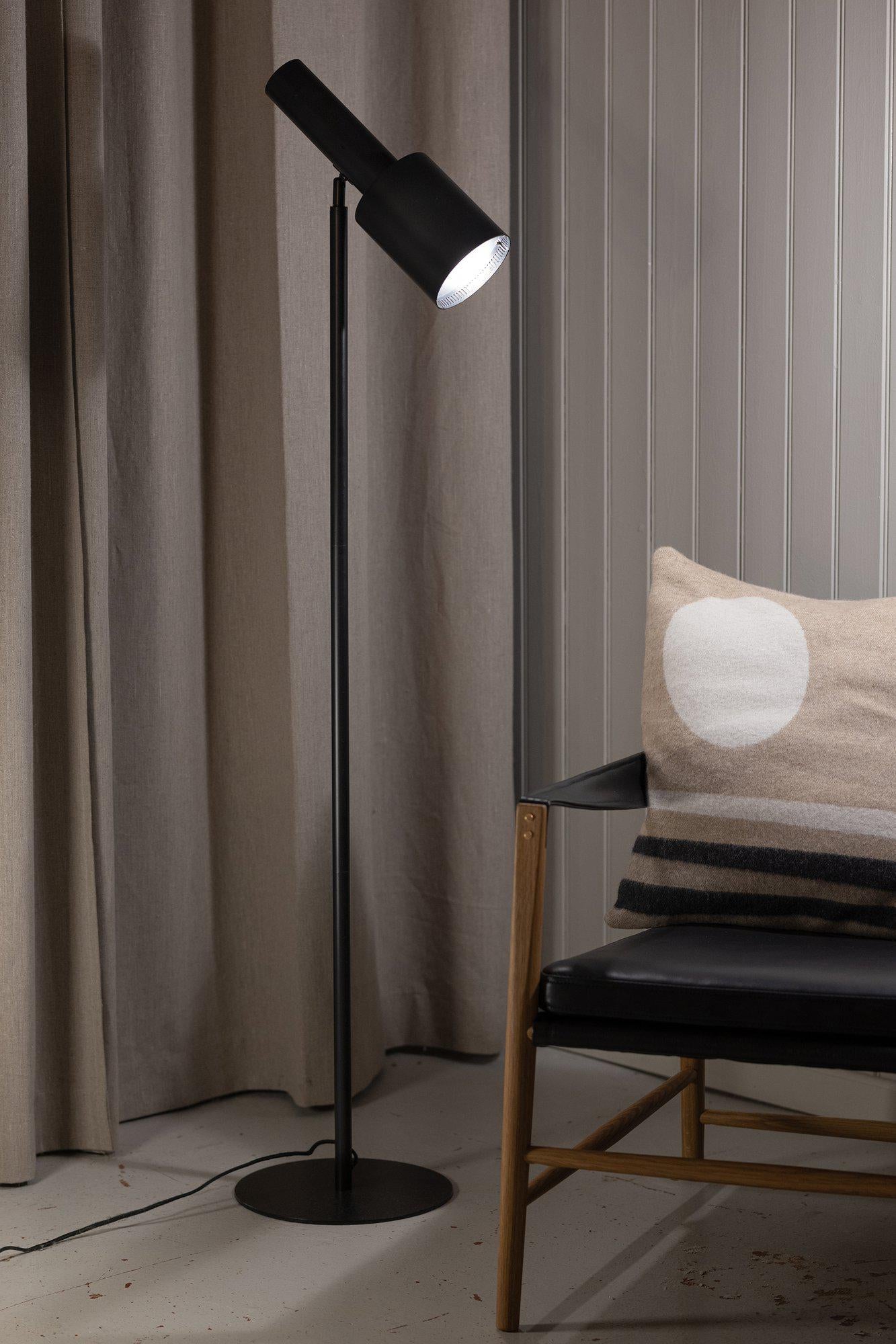 dev.markslojd Ozzy Floor Lamp Black