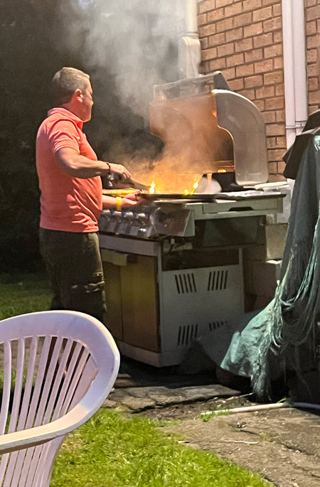 Ça s'affaire au BBQ