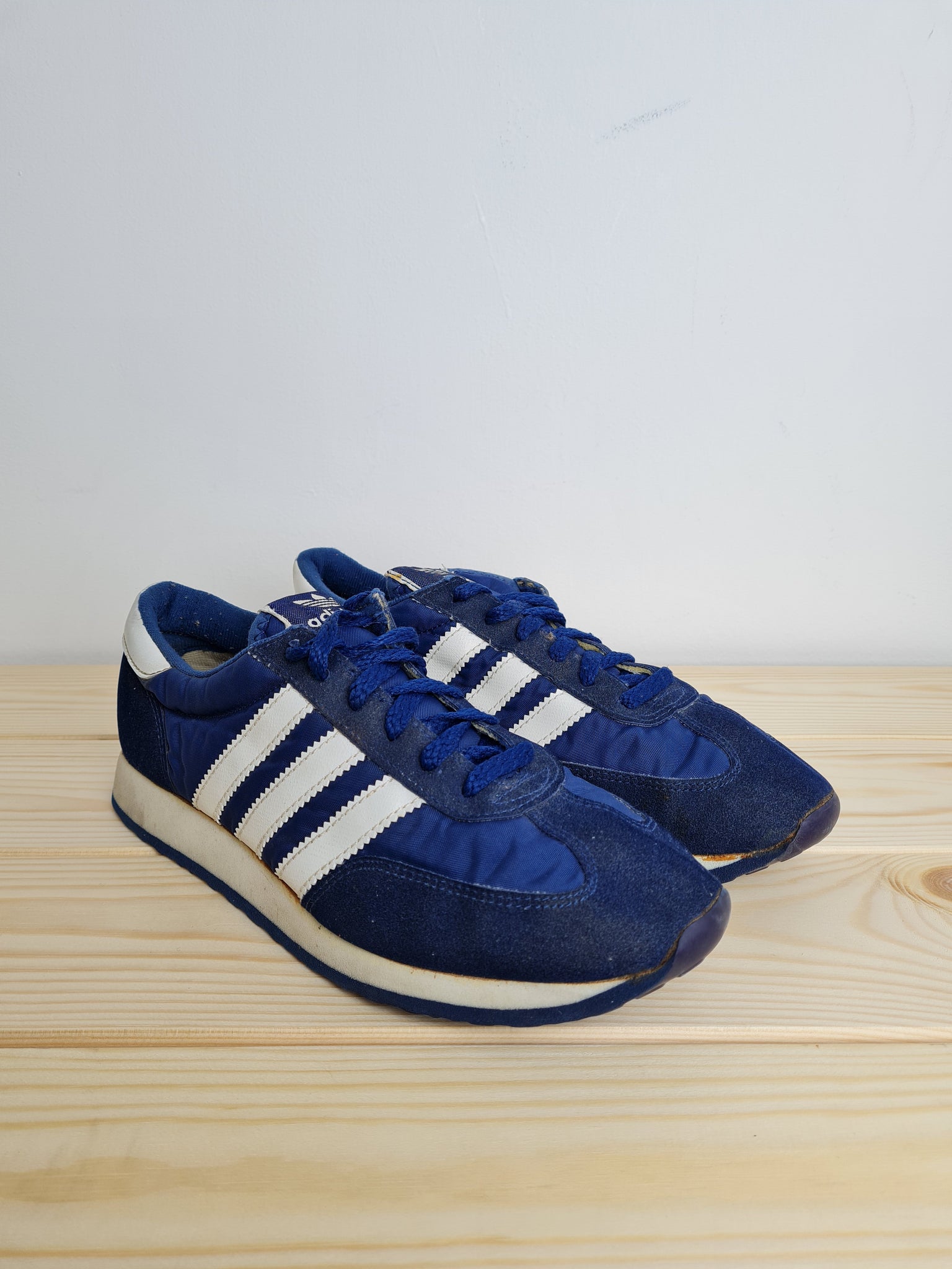 Adidas Nevada UK 5.5 vintage trainers blue/white – classics