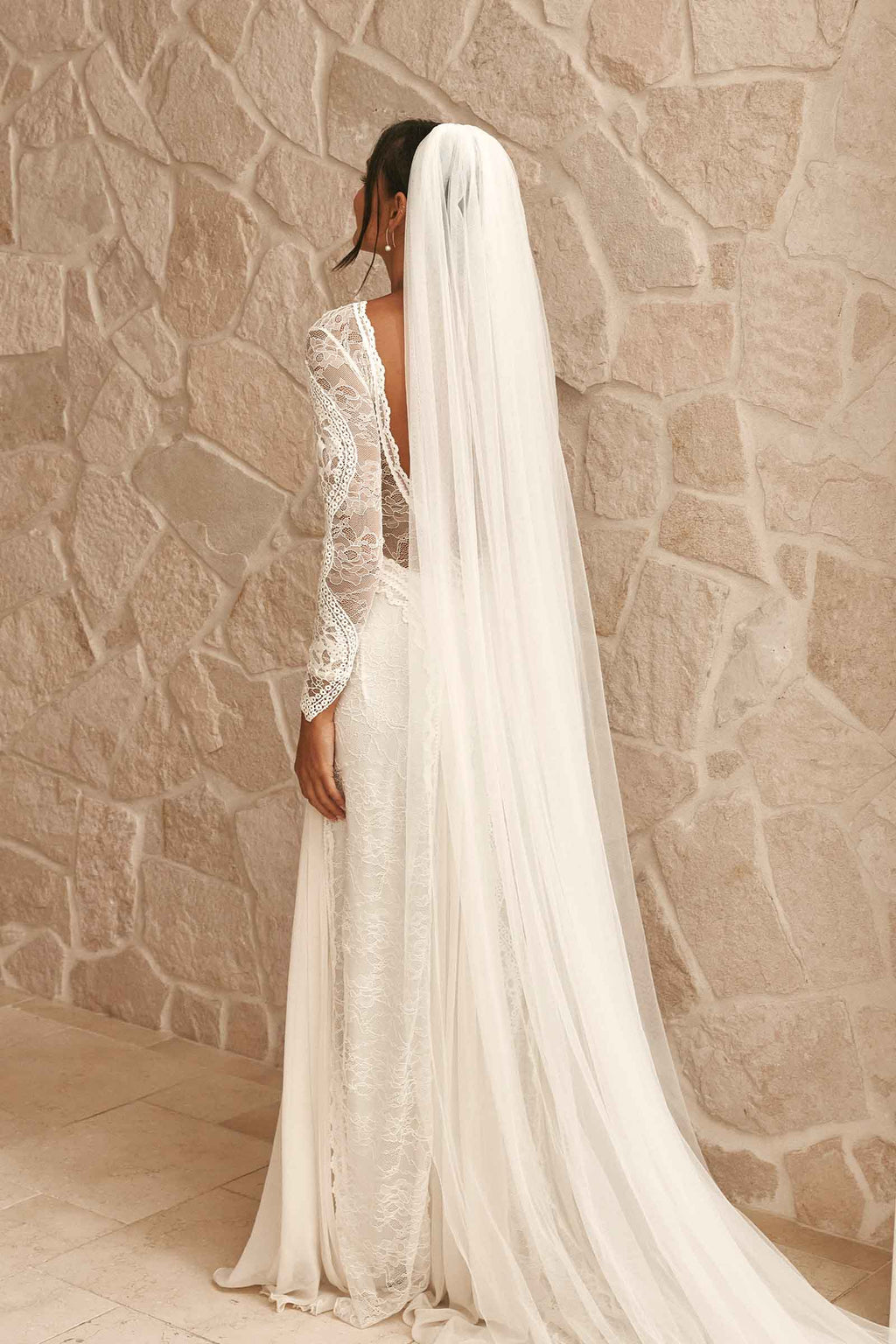 https://cdn.shopify.com/s/files/1/0591/1881/3365/files/grace-loves-lace-inca_1024x.jpg?v=1703135152