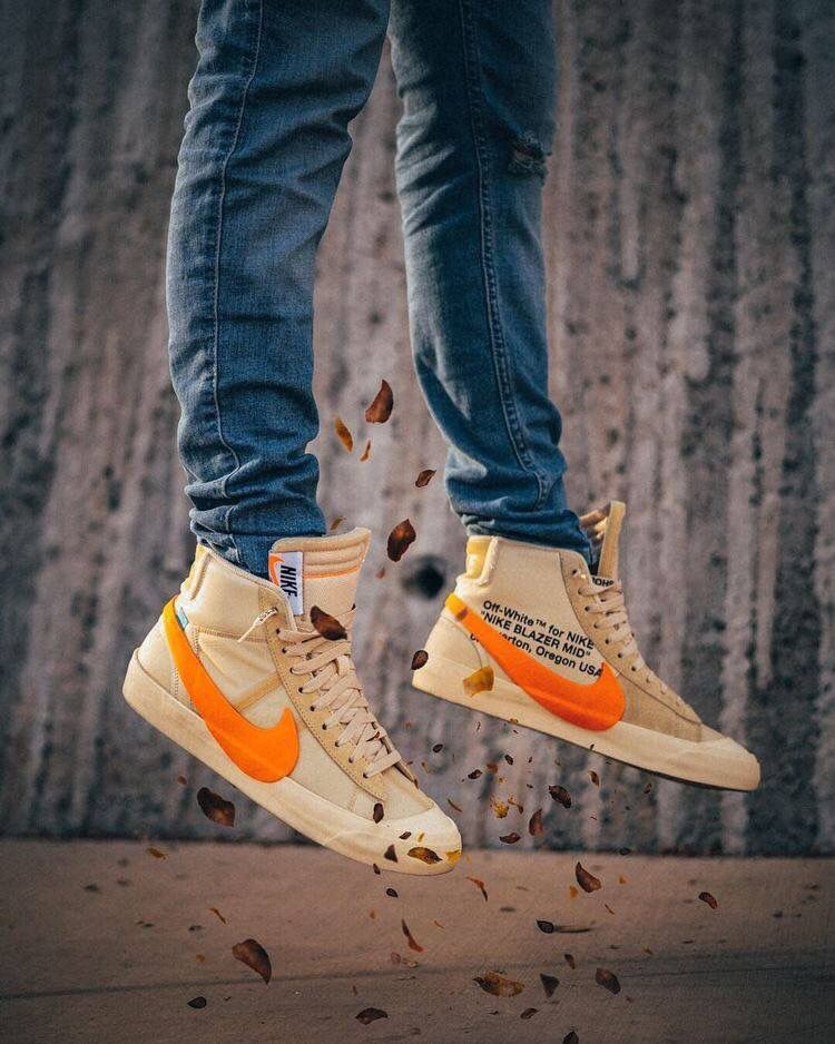 NIKE BLAZER OFF-WHITE – 