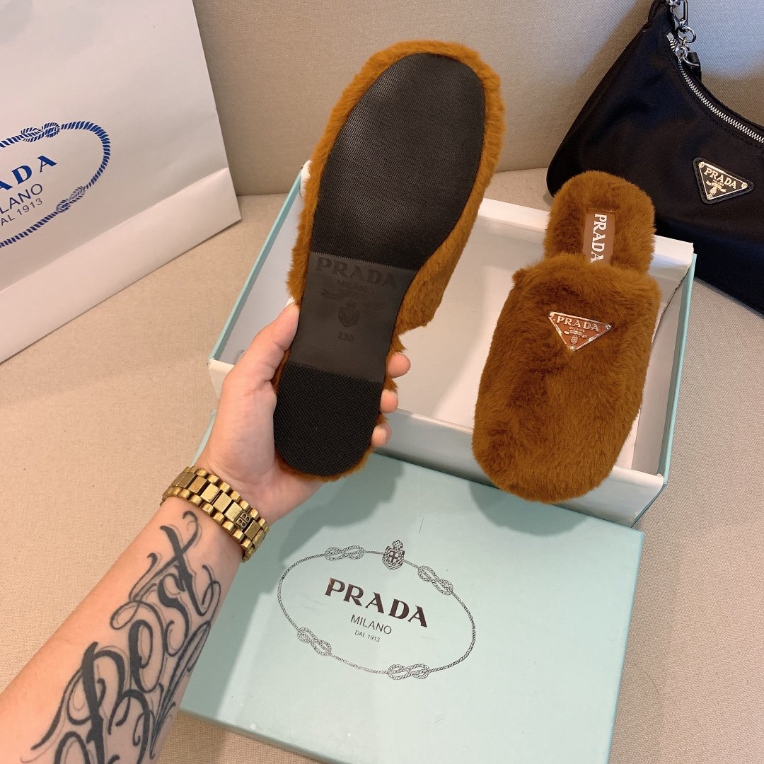 PRADA Women's Plush Slippers Shoes Brown