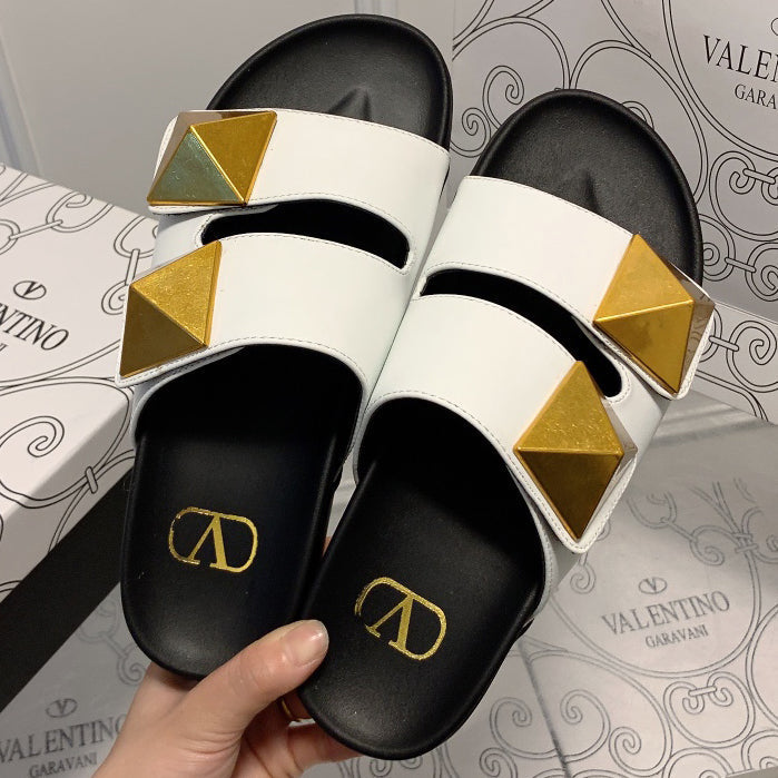 Valentino Large Stud Personality Slippers Ladies Casual Beach Sa