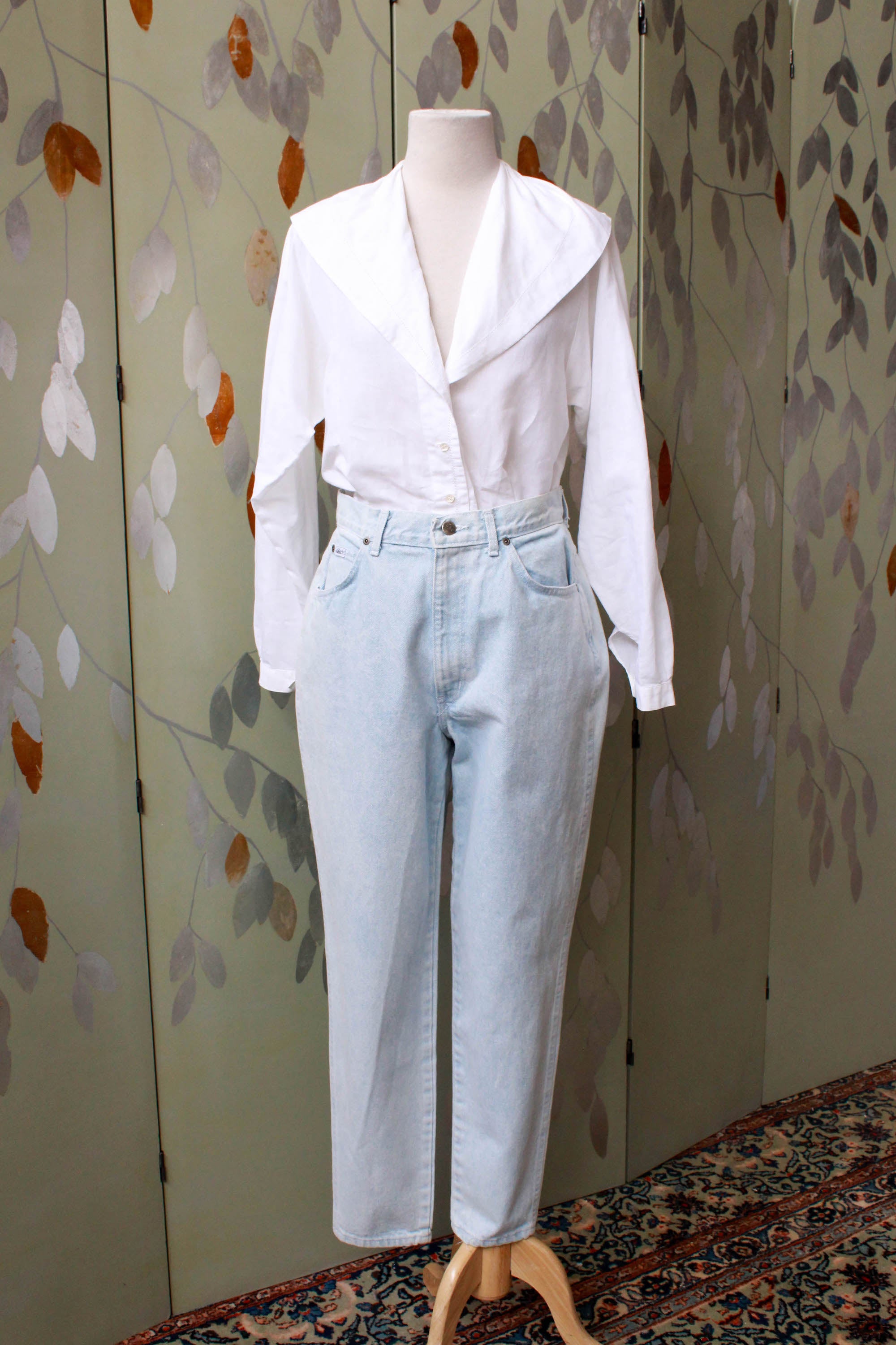 90s Light Wash Chic Denim Jeans, Waist 30