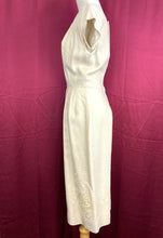 Load image into Gallery viewer, Vintage 1950s Ivory Embroidered Short-Sleeve Linen Sheath Dress, XS
