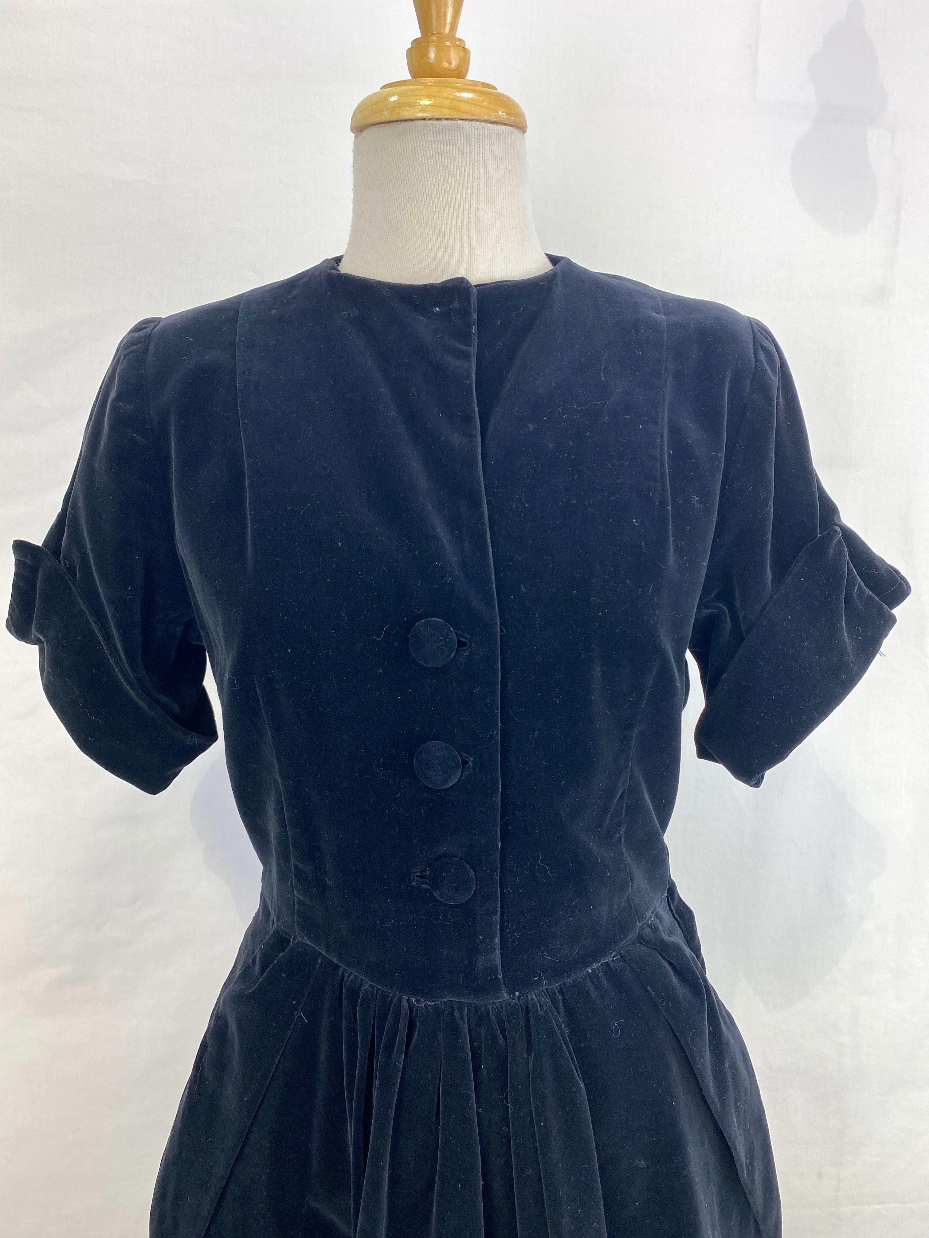 Vintage 1950s Black Velour Cocktail Dress, Medium