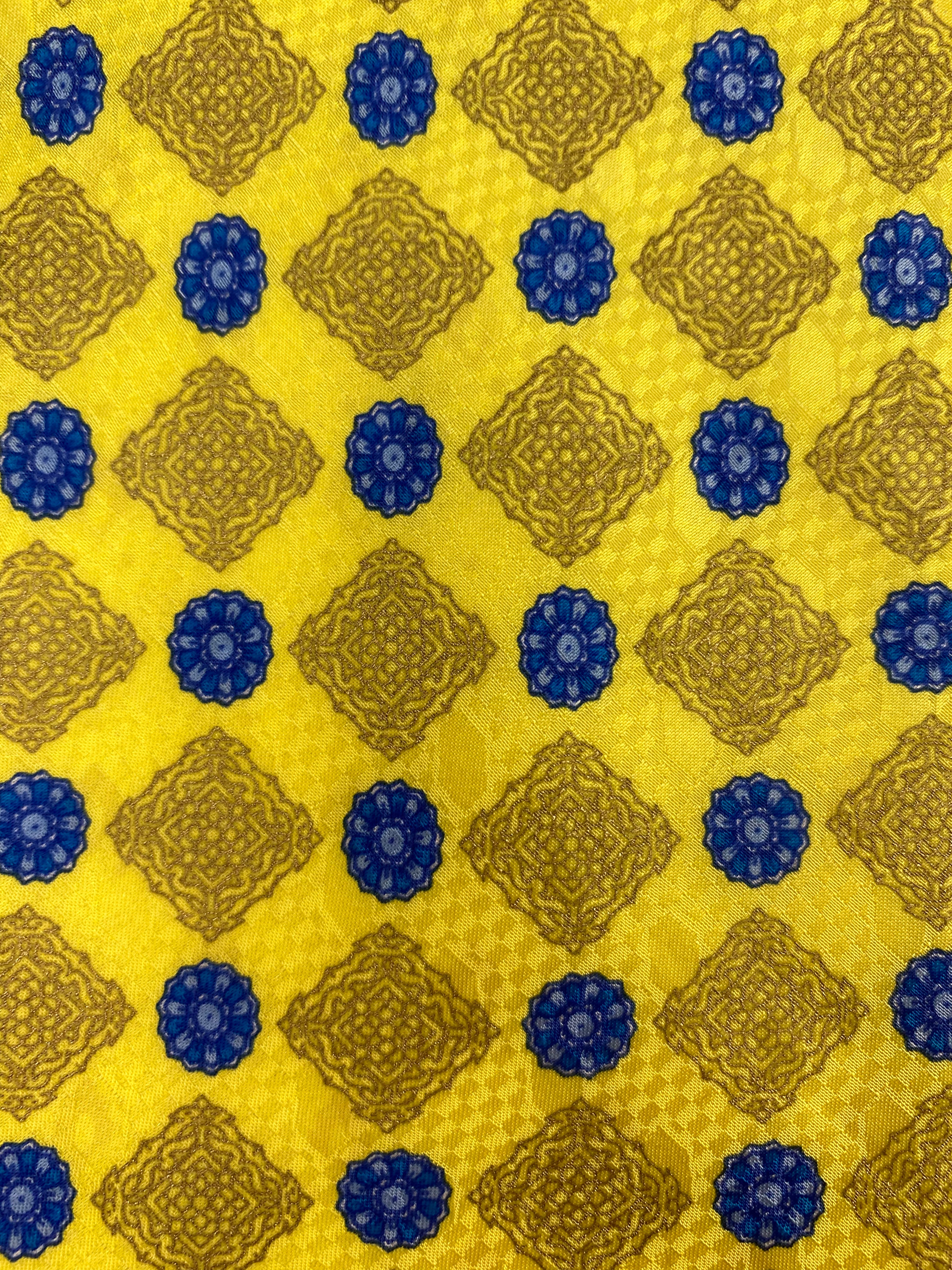 90s Deadstock Silk Necktie, Men's Vintage Yellow/Gold/Blue Medallion Pattern Tie, NOS