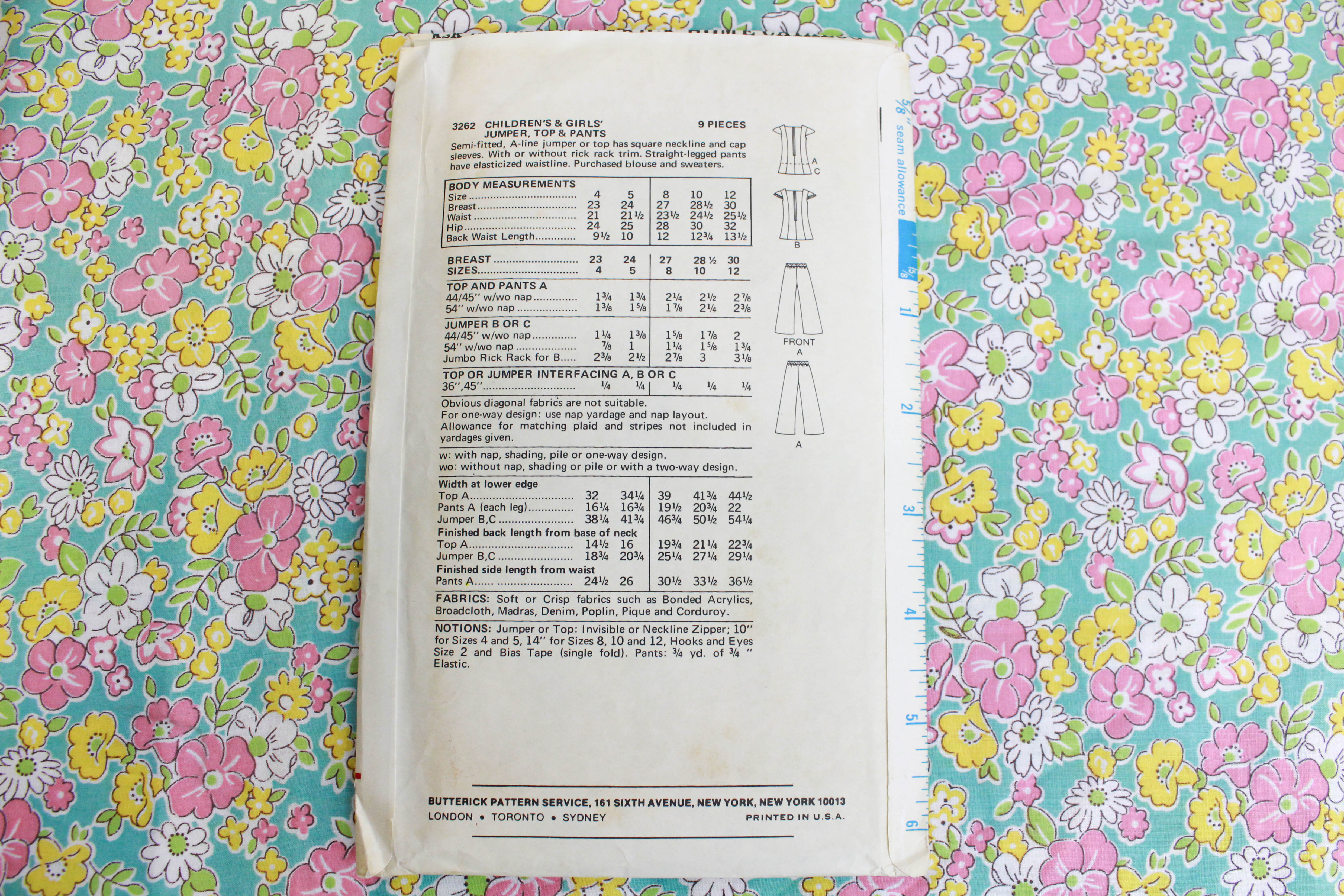 1970s Girls Tunic/Jumper, Top and Pants Sewing Pattern Butterick 3262, Complete, UNCUT FF, Chest 30