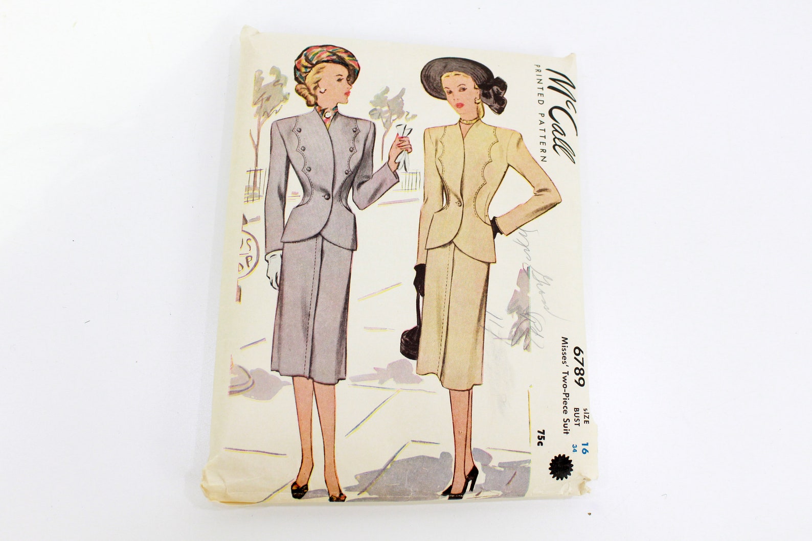 Vintage 1940s Women's Suit Sewing Pattern, McCall 6789, Jacket & Skirt Suit, Bust 34