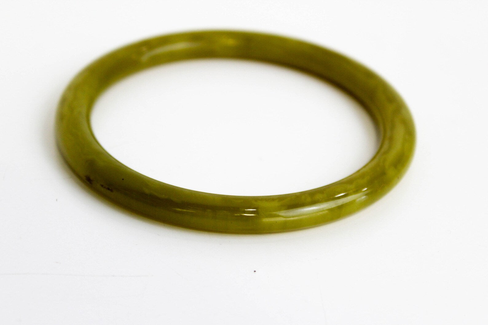 1940s Light Green Marbled Bakelite Bangle Bracelet