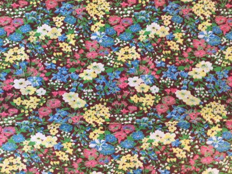 Vintage 1940s Brown Floral Cotton Fabric, 4.5 Yards