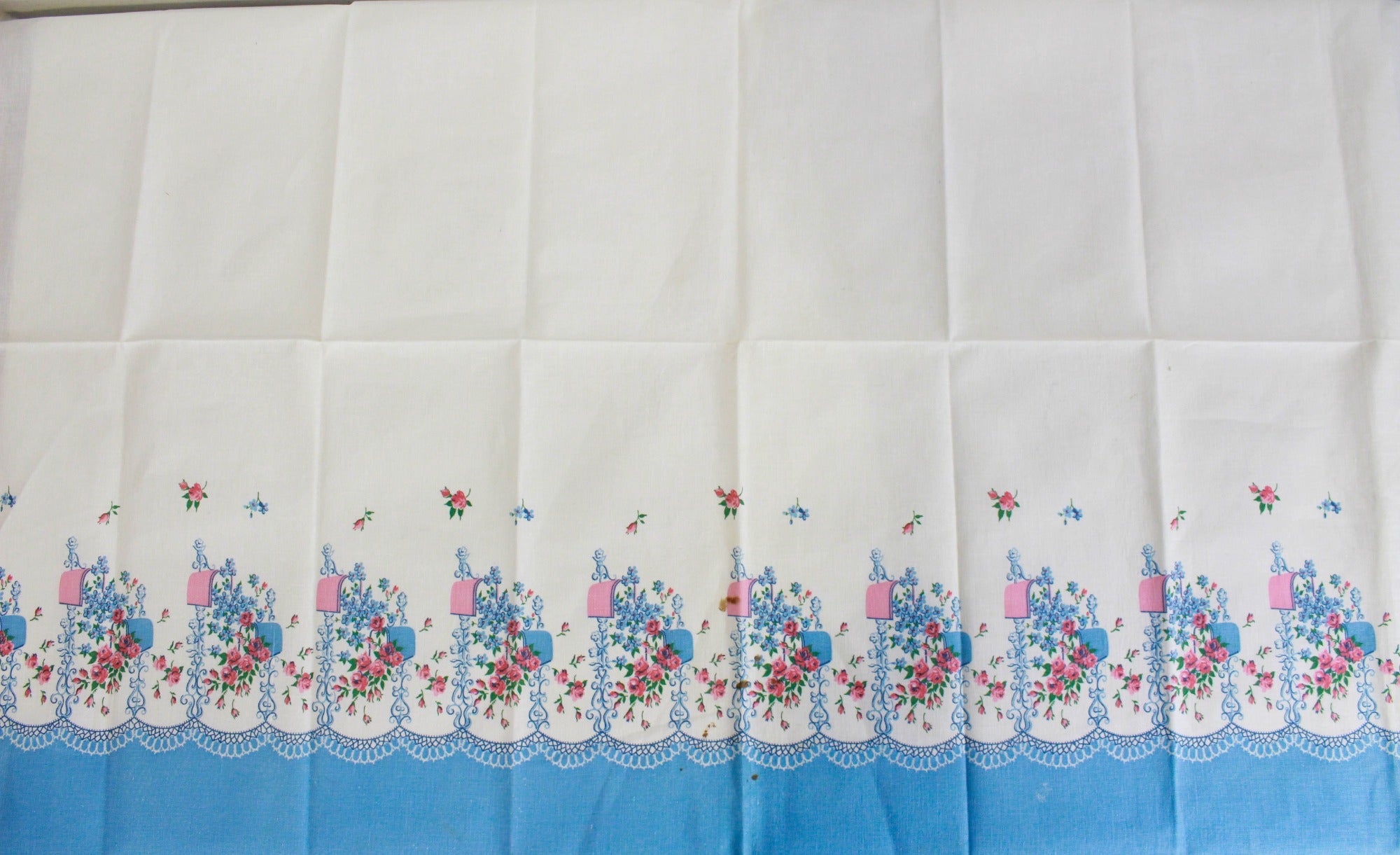 1940s Border Print Feedsack, Blue and Pink Flowers, Cotton Sewing Fabric