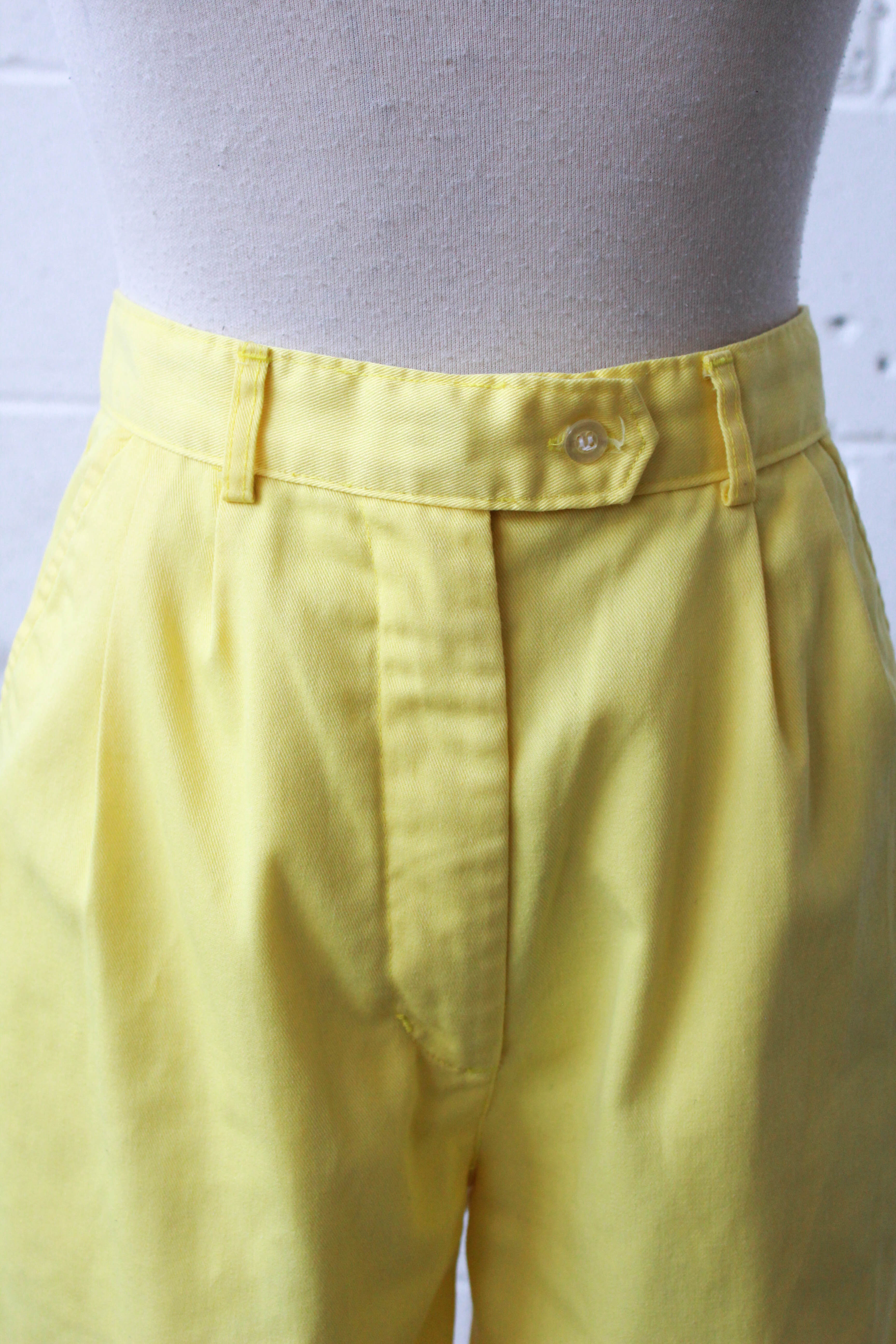 1980s Yellow High Waisted Shorts, Waist 28