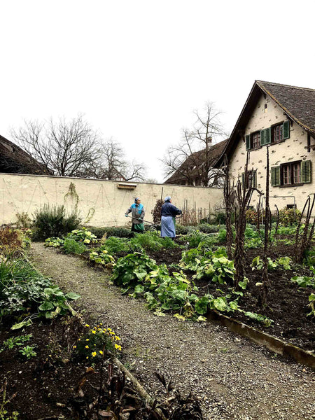 Klostergarten während der Bäuerinnenausbildung