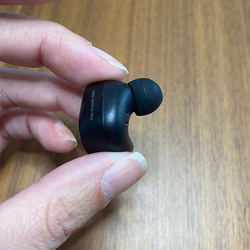 Best tips for how to clean earbuds