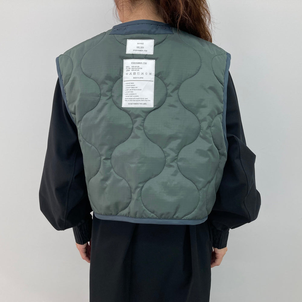 週末値下げ！大人気即完売HYKE QUILTED CROPPED VEST クリアランス割引