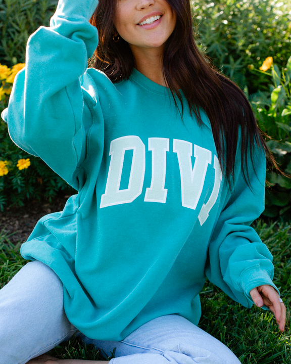 Divi Crewneck  DIVI Comfort Colors® Crewneck In Seafoam Green