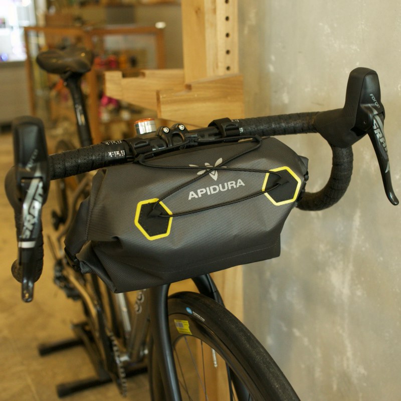 APIDURA アピデュラ ハンドルバーバッグ 9L | www.gamescaxas.com