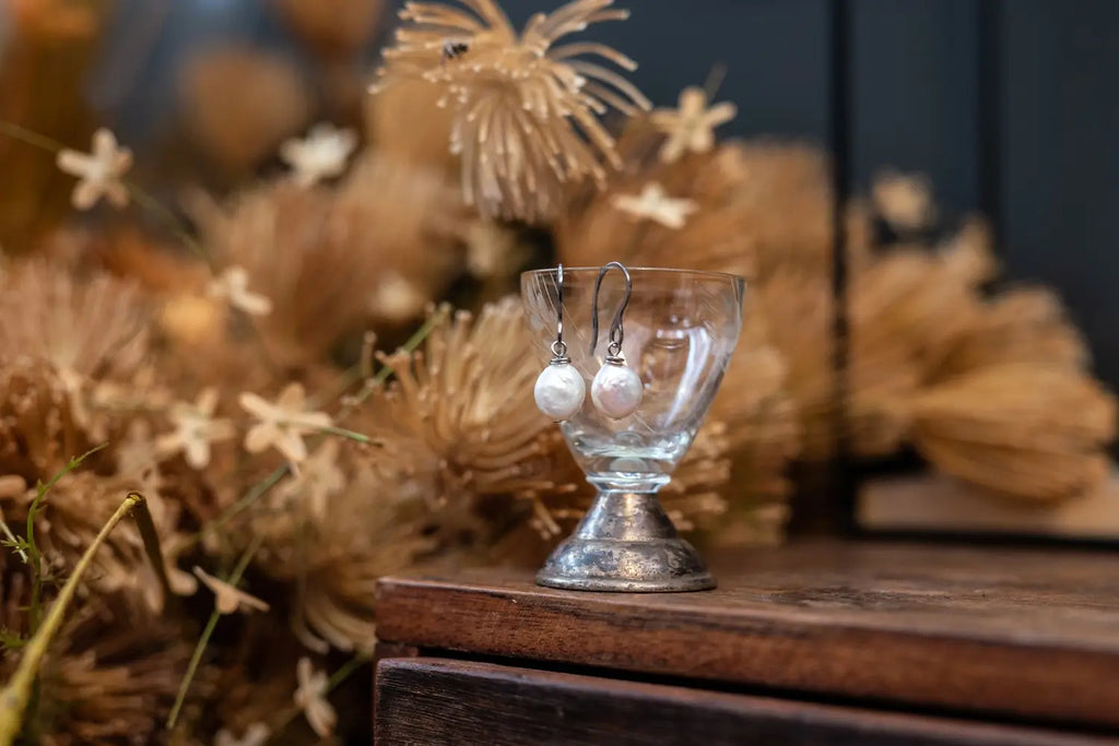 Pearl earrings New Year's Eve