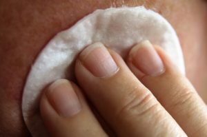 skin cleansing - moisturizing the skin