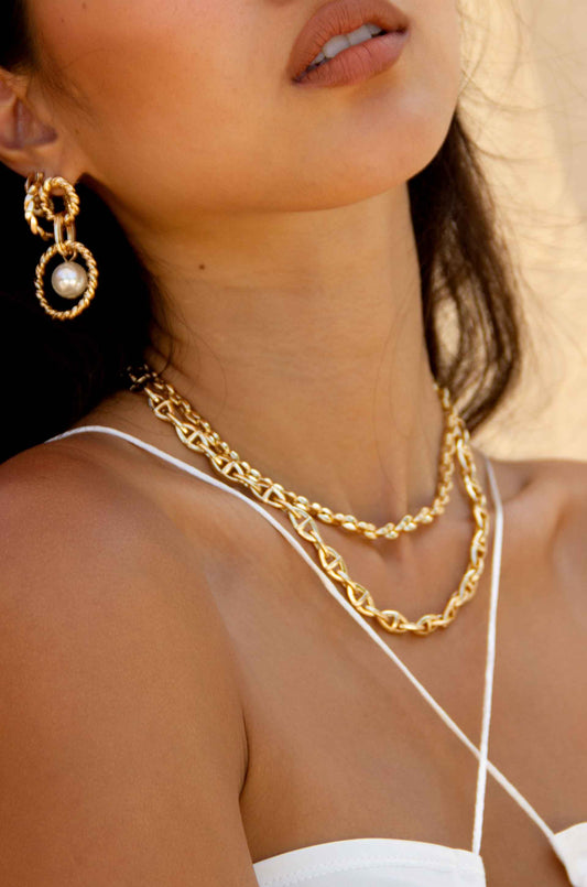 Habitually Chic® » What You Need Now: A Gold Chain Necklace