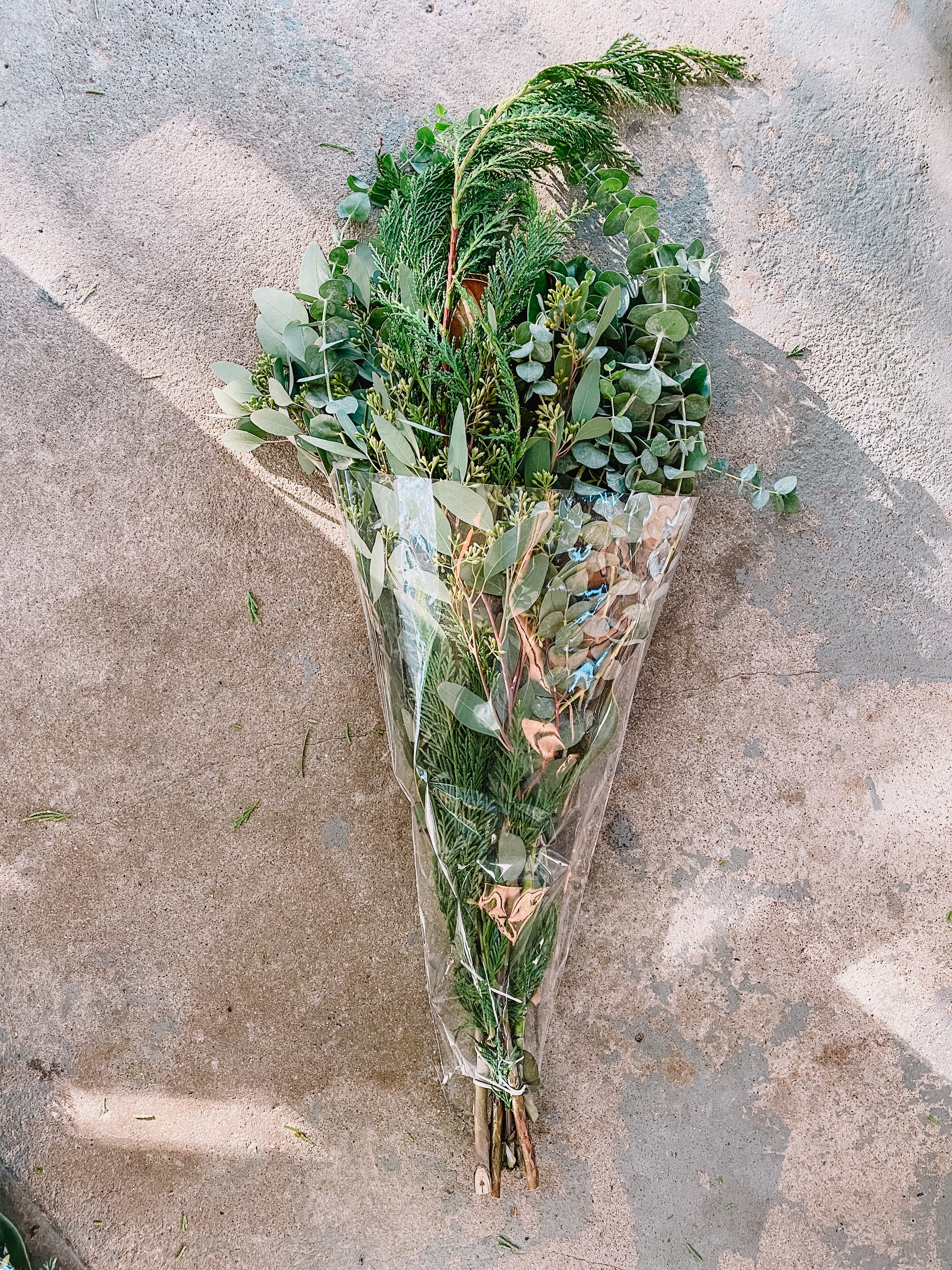 Cupid Drop-In Bouquets