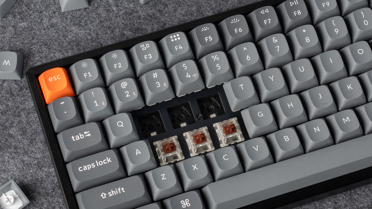 Hot-swappable Feature of Keychron K2 Max Wireless Custom Mechanical Keyboard