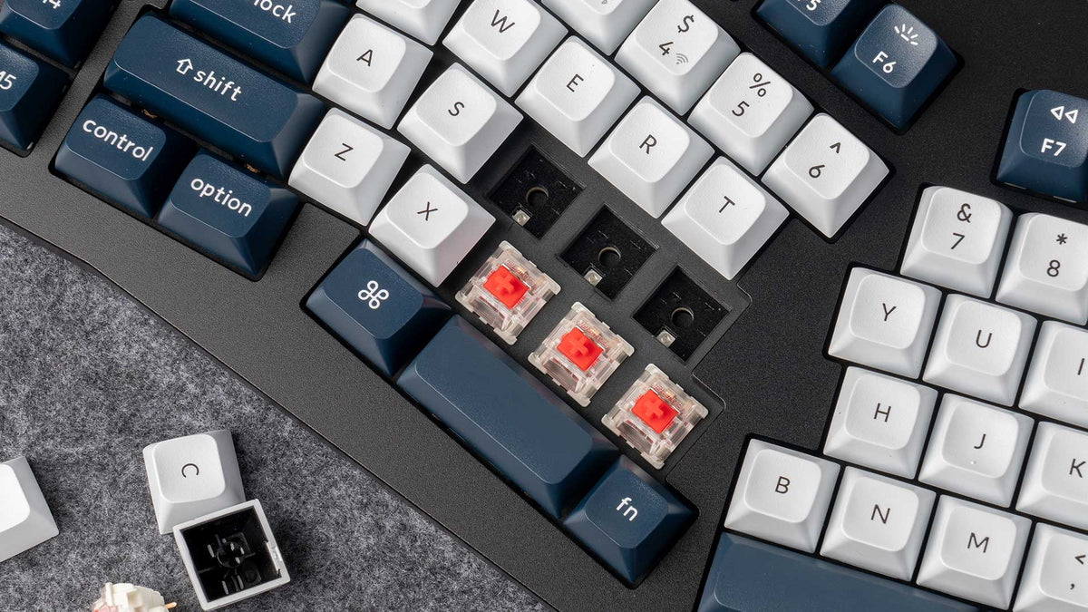 Hot-Swappable Feature of Keychron Q13 Max 96% Alice layout wireless QMK customized mechanical keyboard