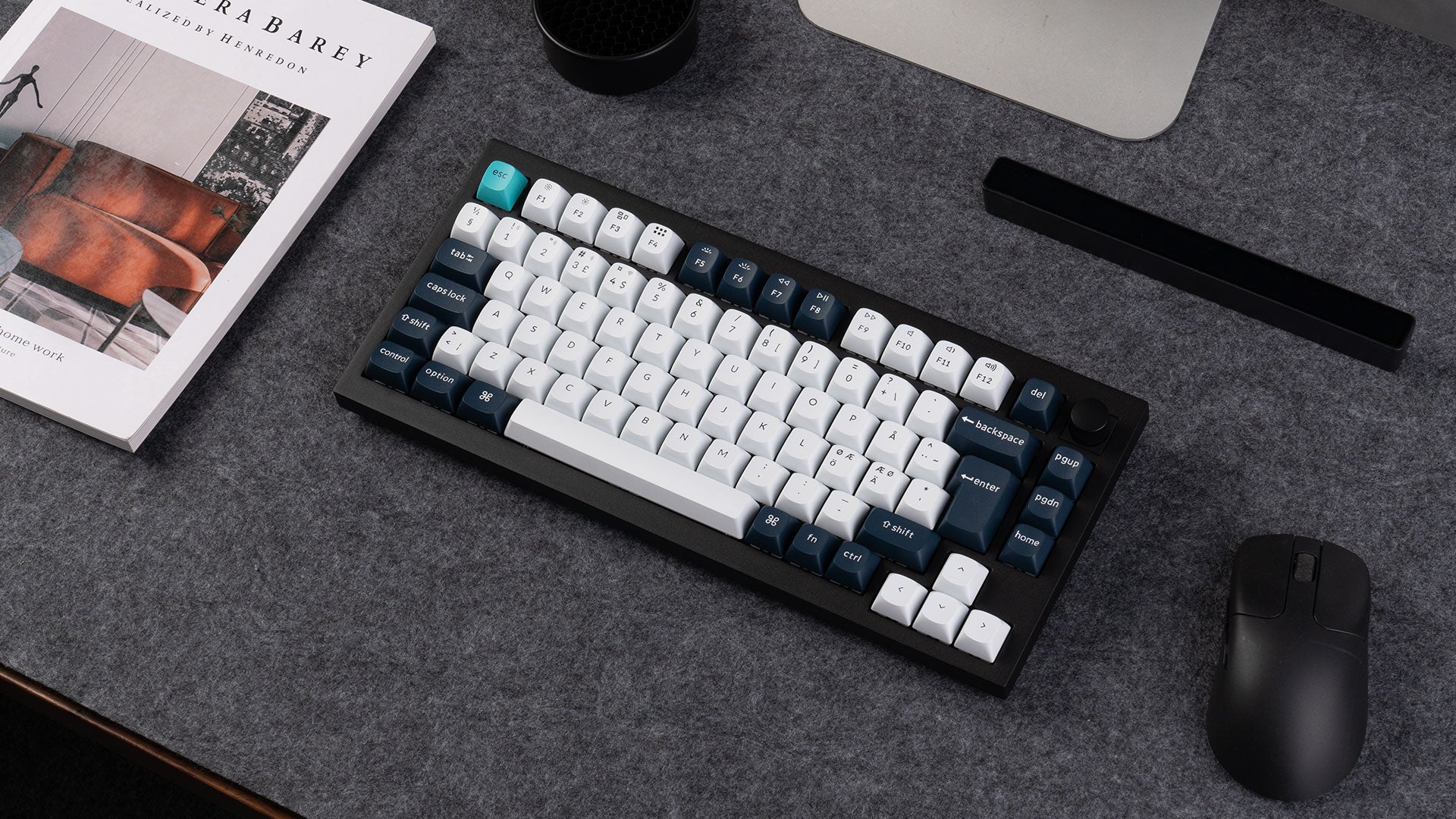 Keychron Q1 Max ISO 75% Layout Wireless Custom Keyboard