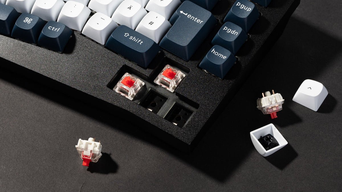 Hot-swappable feature of Keychron Q10 Max 75% Alice Layout Custom Mechanical Keyboard ISO Layout