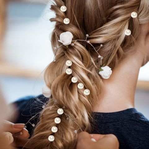 chic-fishtail-ponytail-with-pearls