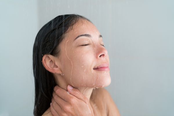 wash hair with warm water