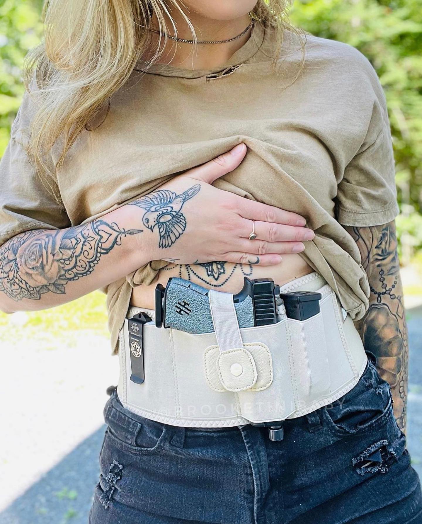 Belly Band Holsters for Women: A Must-Have Accessory for Modern