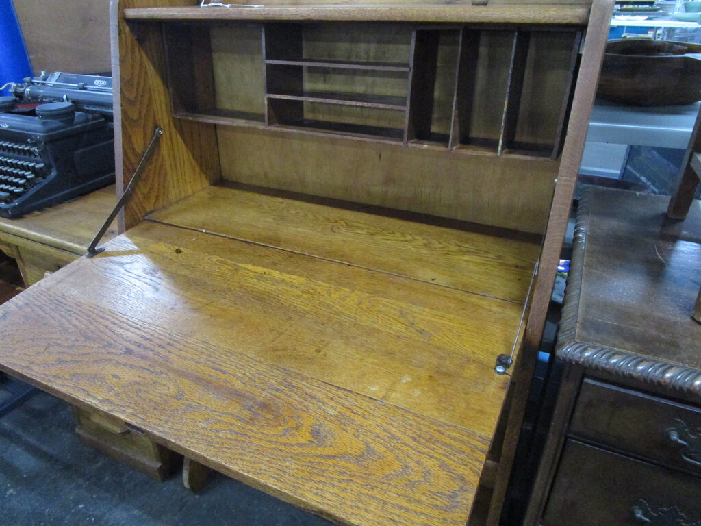 larkin secretary desk value