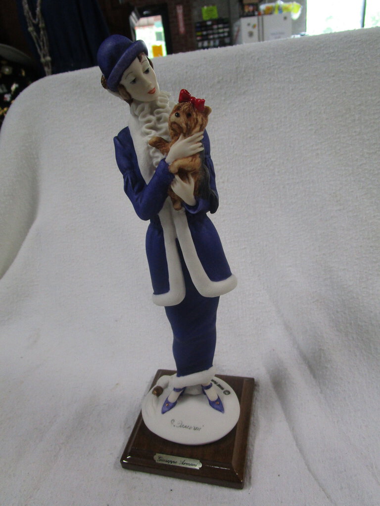 1987 Giuseppe Armani Florence Lady With Dog Colorized Figurine on Wood –  Standpipe Antiques