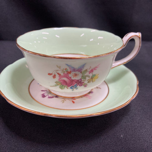 Kent Pottery Collection Rosa Gallica large Tea Cup Set pink rose blue  scallop