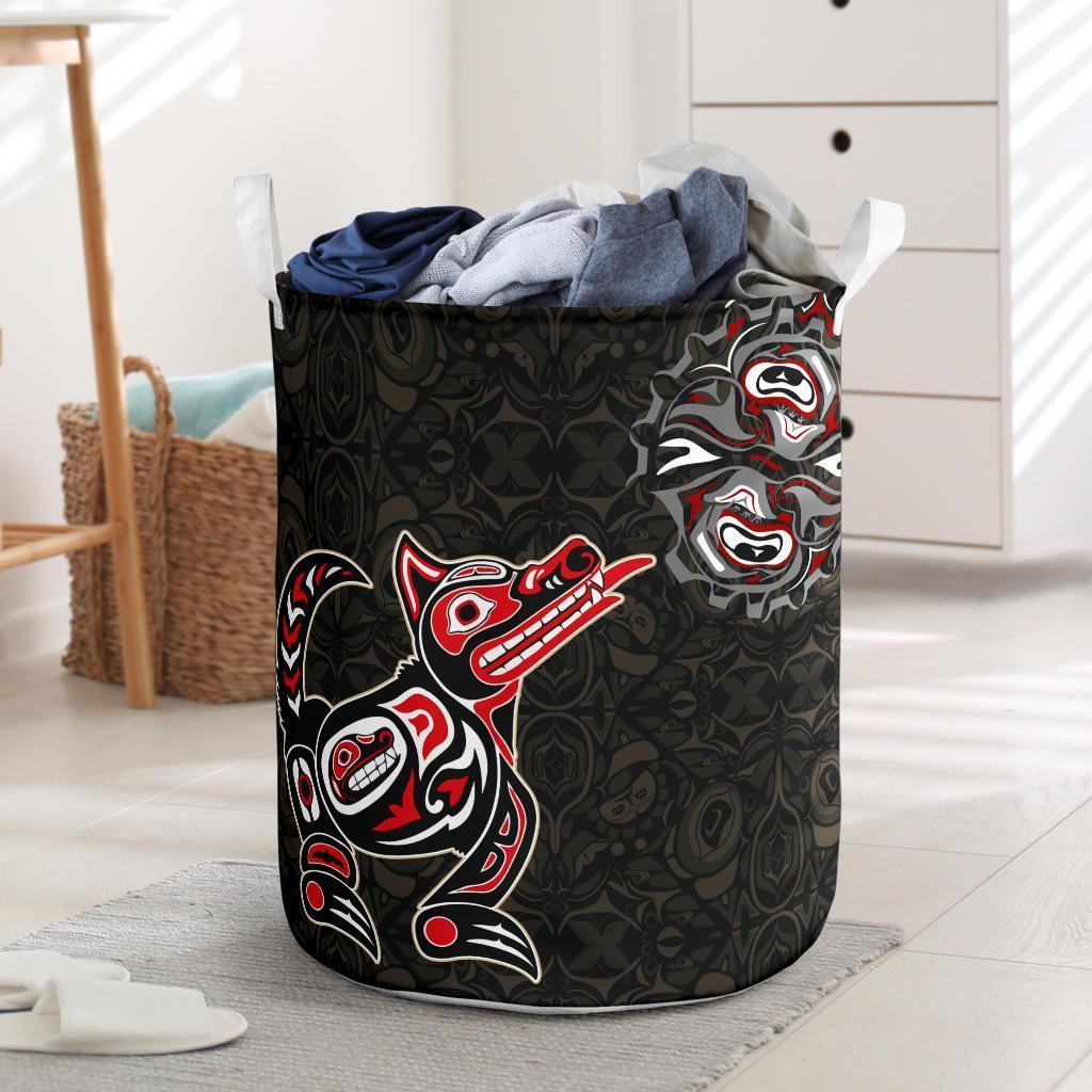 canada-haida-wolf-laundry-basket