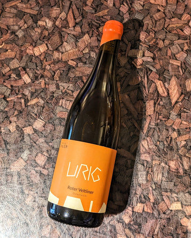 Famile Bauer ‘Urig’ Roter Veltliner 2021 From The Greene Grape