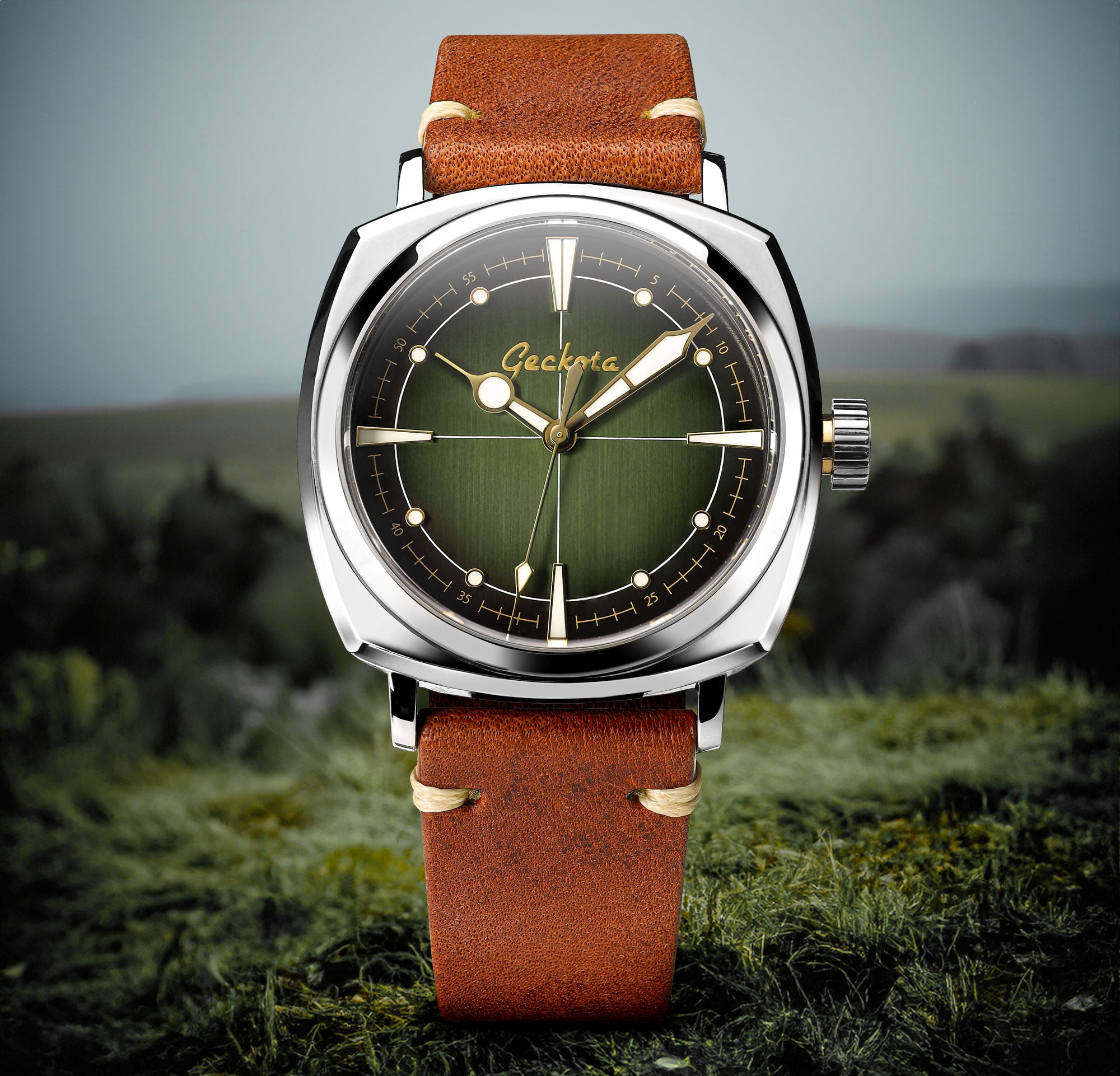 GECKOTA PIONEER AUTOMATIC WATCH BRUSHED VINTAGE GREEN DIAL