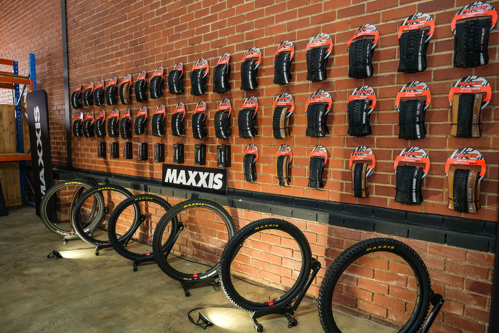Rush Sports Dealer Evening Maxxis Tyres Wall
