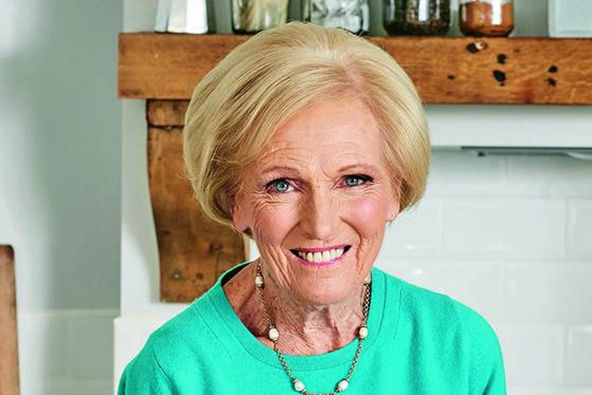 Why Did Mary Berry Leave The Great British Baking Show?