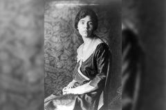 Alice Paul Biography for Kinds